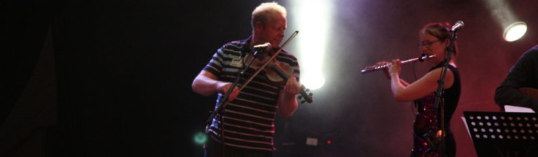 Juice Ceilidh Band: Bernie KilBride (Fiddle), Imogen O'Rourke (Flute)